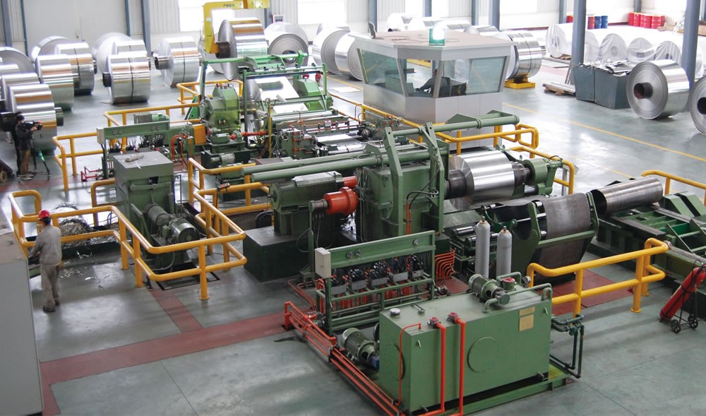 鋁板帶重卷機組  鋁板帶重卷機組